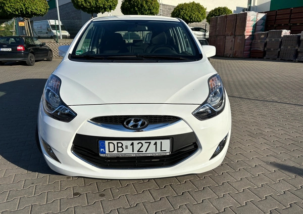 Hyundai ix20 cena 38900 przebieg: 109200, rok produkcji 2015 z Wałbrzych małe 254